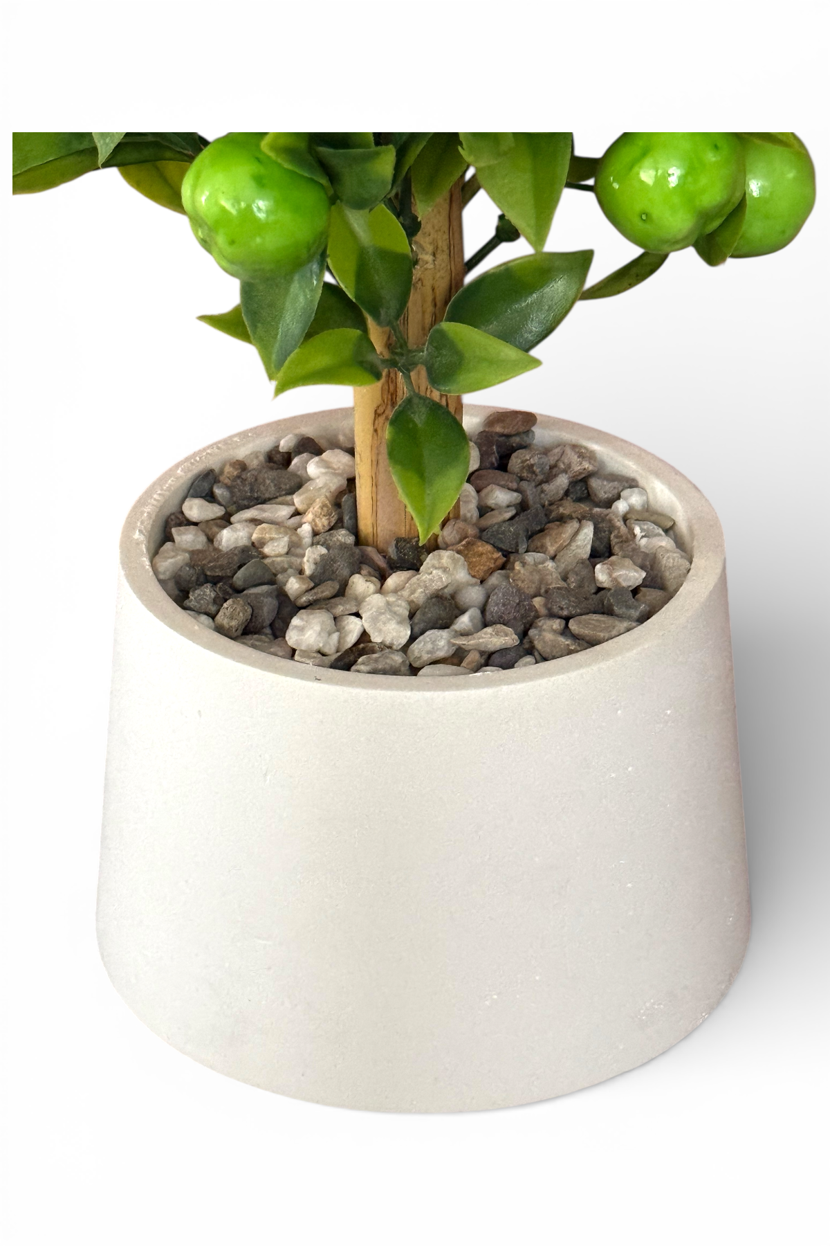 beyaz-renkli-saksida-yapay-meyve-agaci-tas-ve-bambu-detayli-2939.png